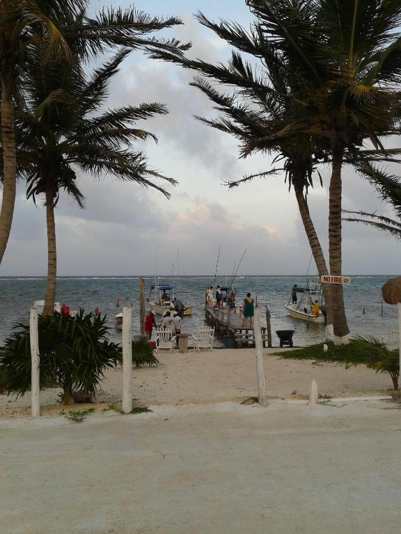 Las Cabanas Del Doctor Mahahual Exterior foto